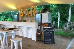 Verhuur verlichte letters bij bar Party-Time Verhuur & Organisatie